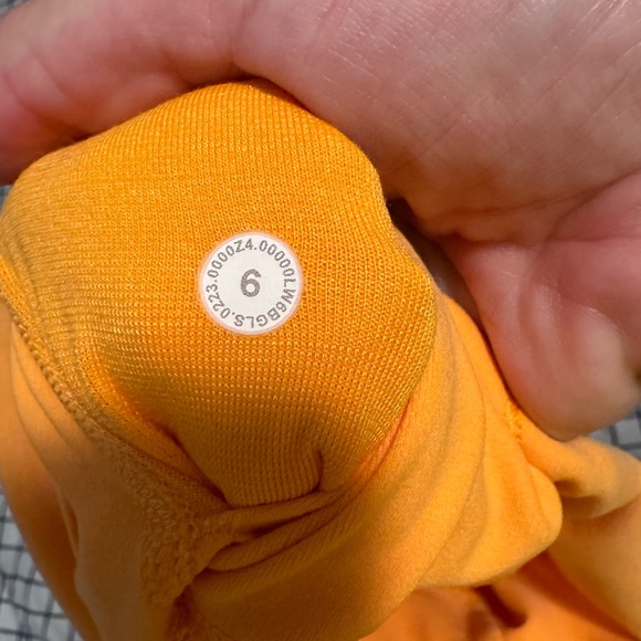 Lululemon align crop leggings - Picture 2 of 5